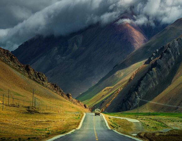 Unveiling the Himalayan Majesty : Leh Tour